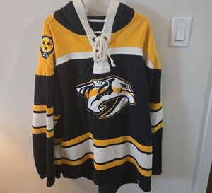47 Brand Nashville Predators Lacer Hoodie Mens Large